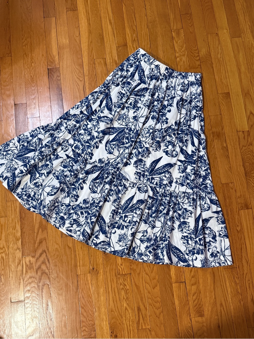 Abercrombie & Fitch White Maxi Skirt with Blue Floral Print